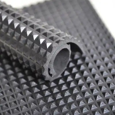 Chief Rubber Pyramid Rubber Mat Hygienic Easy To Fit Anti Fatigue For Horses