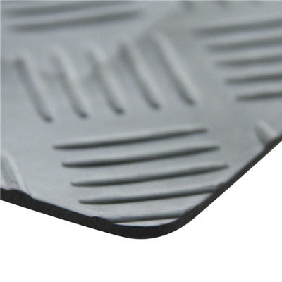 Anti-Slip Checker Rubber Flooring Mats Five 5 Bars Safety Horse Stable Rubber Matting horse trailer ramp flooring