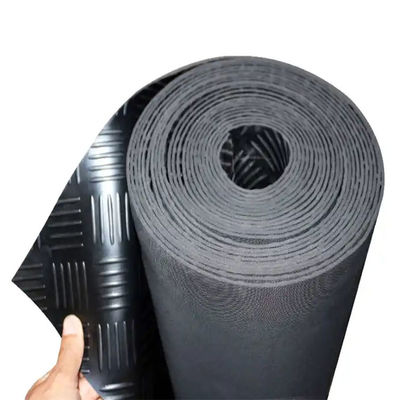 Premium Anti Slip Checker Plate Design With Additional Tear Strength Stall Mattress Rubber Mat Roll