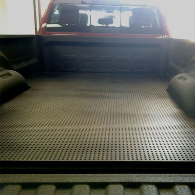 Studded Pattern Surface Horse Trailer Ramp Mat Livestock Trailer Mats 2.4m Width