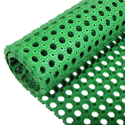 23mm Thickness Anti Slip Rubber Mats Non Slip Rubber Grass Mats For Equestrian Yard Gateway